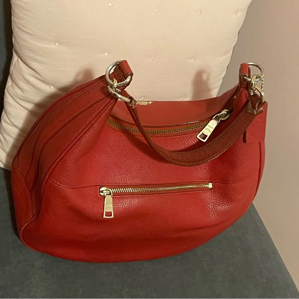 Coach Harley East West Hobo Large Red Hand Bag with Gold Hardware - Picture 4 of 11